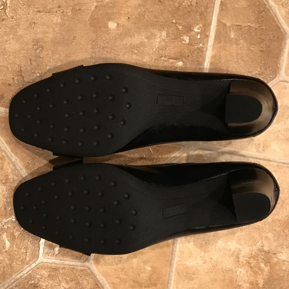 Nickels heels textured vegan leather, buckle NWOT - Picture 6 of 8
